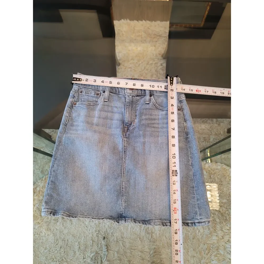 J. Crew Mini Skirt Women's Size 00 Blue Demin Faded Wash 5-Pockets Stretch